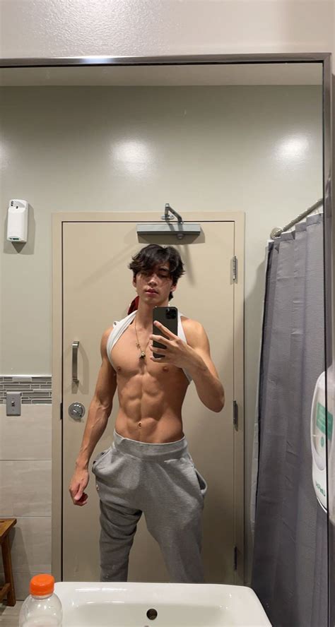 oliver moy onlyfans leaked|Adult content from hundreds of OnlyFans creators。